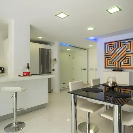 Apartment Family Salvador Monsalud Las Palmas de Gran Canaria